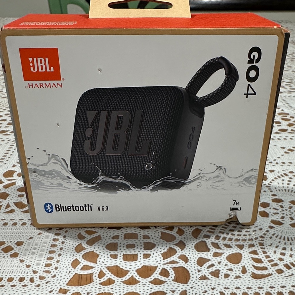 JBL GO4 Black Bluetooth Speaker